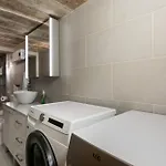 شقة Stylish Loft In 2 Bathrooms