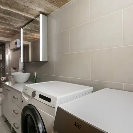 Daire Stylish Loft In 2 Bathrooms