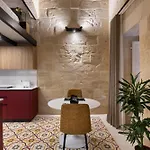 דירה Stylish Loft In 2 Bathrooms