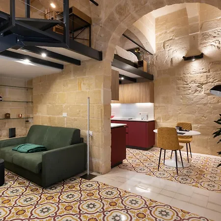 Stylish Loft In 2 Bathrooms