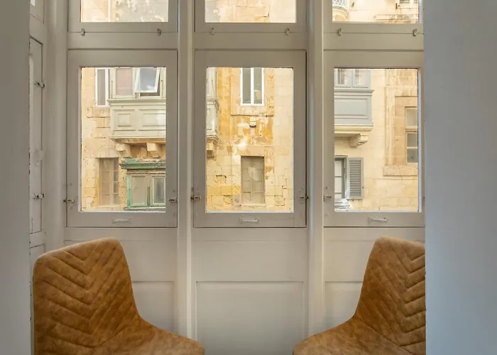 Stylish Loft In 2 Bathrooms *