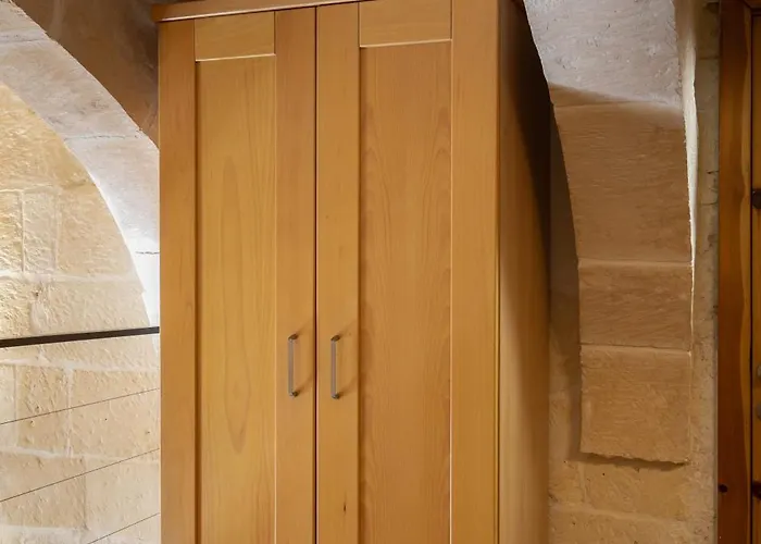 Stylish Loft In 2 Bathrooms Valletta