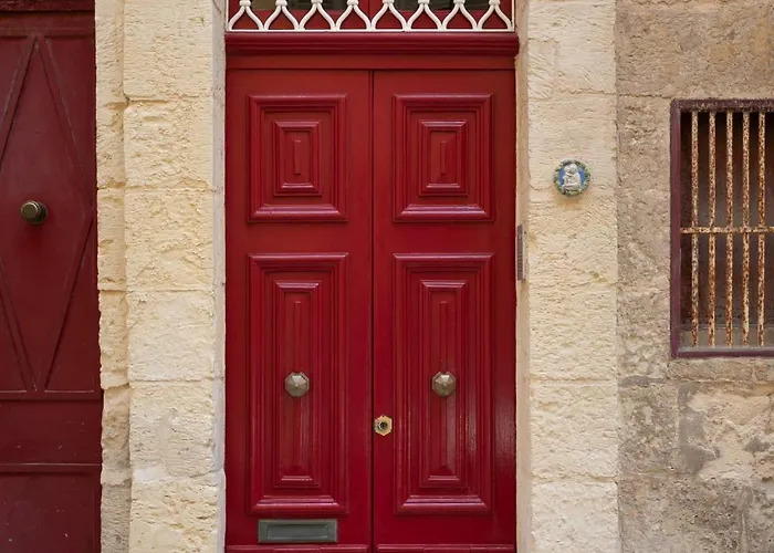 Stylish Loft In 2 Bathrooms Apartment Valletta